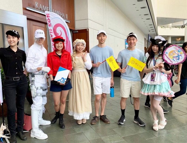 Kawaiikon2019（ハワイ）しらゆき様（11代目にゃこ式部、写真右）