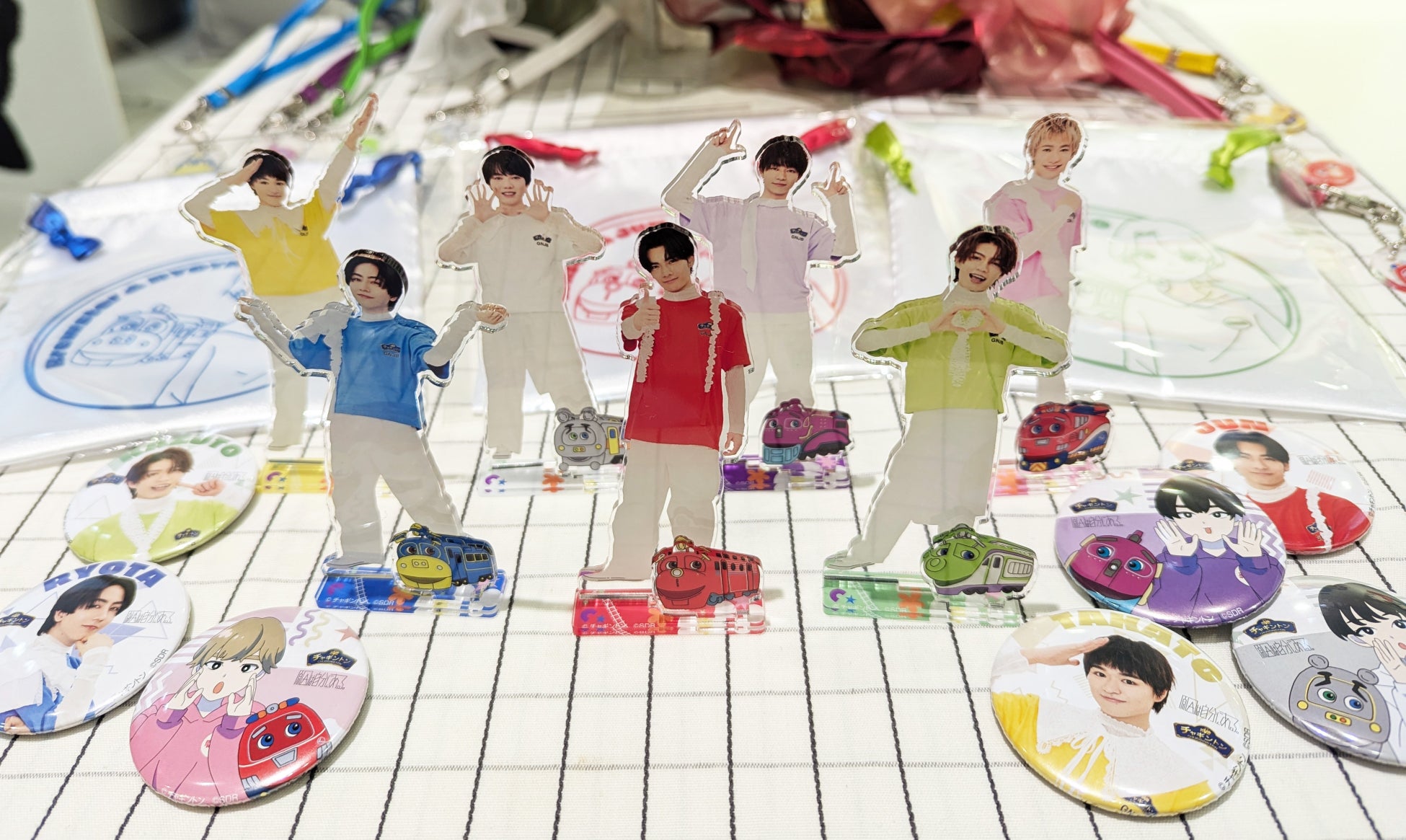 「NARUTO&BORUTO 忍里」 うちはサスケ誕生日企画『いでよ、相棒!口寄せの術』“アオダ”登場!