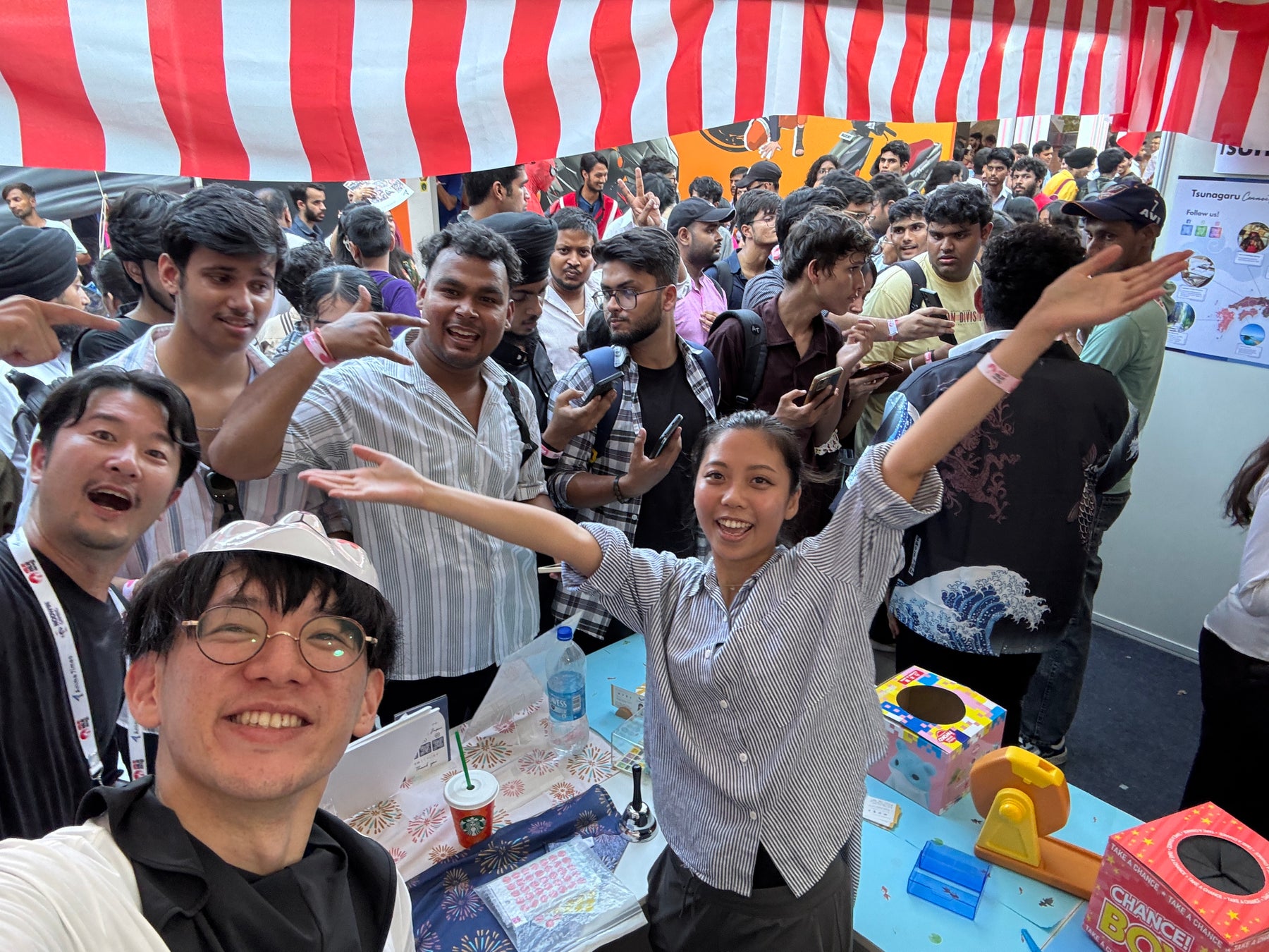 TVアニメ『出禁のモグラ』の描き下ろし お祭りver. トレーディングアクリルスタンドなどの受注を開始！！アニメ・漫画のオリジナルグッズを販売する「AMNIBUS」にて