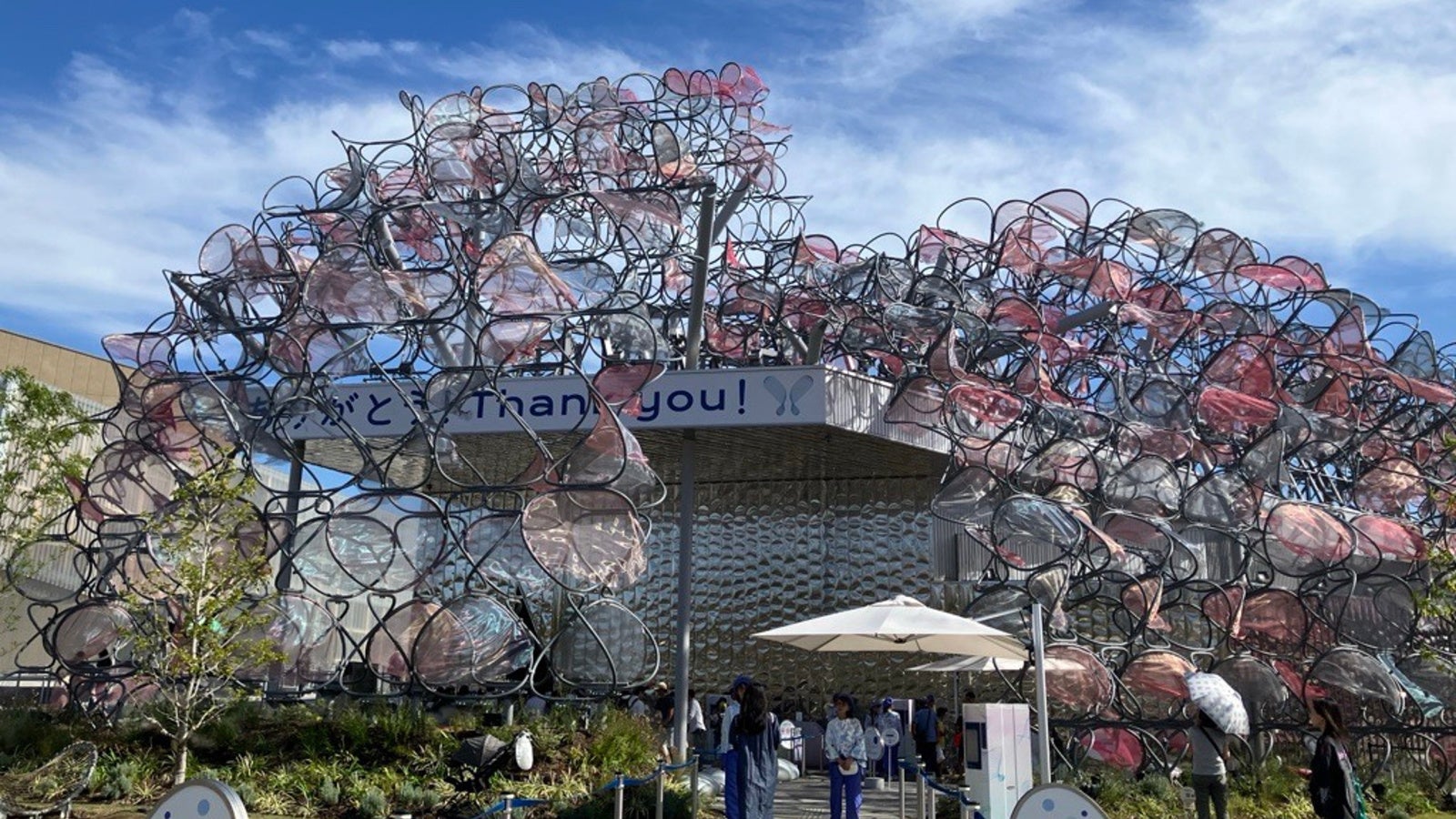 『夜明け前より瑠璃色な』20周年記念の彫刻ボトルは10月31日まで予約受付中！　フィーナの華やかなイラストがデザインされたボトル＆メッセージカードはレア!!