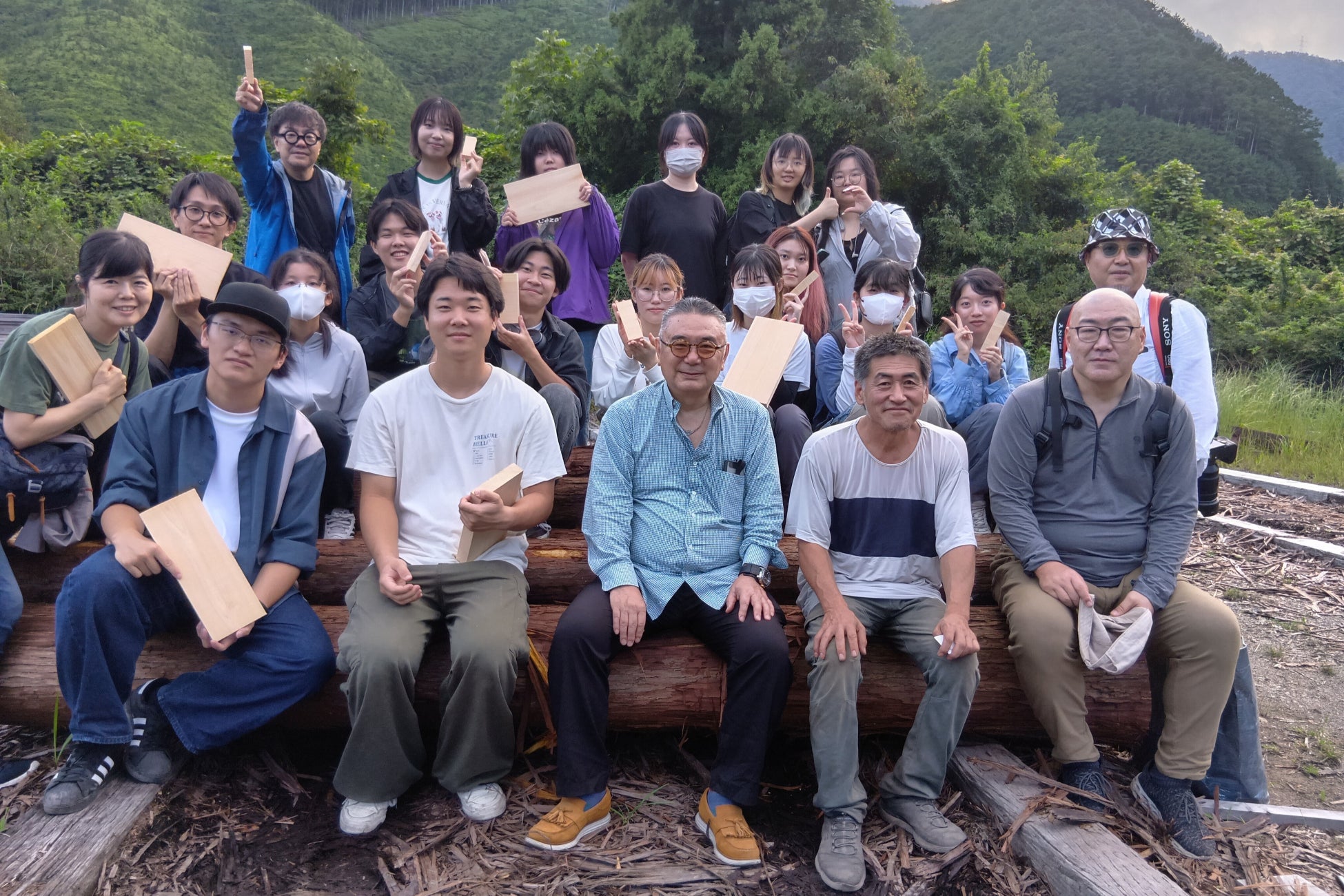 シャレード文庫10月新刊がLa Roseraie（ラ・ロズレ）にて、どこよりも早く電子先行配信！関連作品ポイント10倍のお得なフェアも開催！