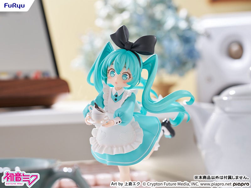 「初音ミク 不思議の国ver.」フィギュアが登場。イラストレーター・上倉エク氏描き下ろしの、おとぎ話をテーマにした3体目。