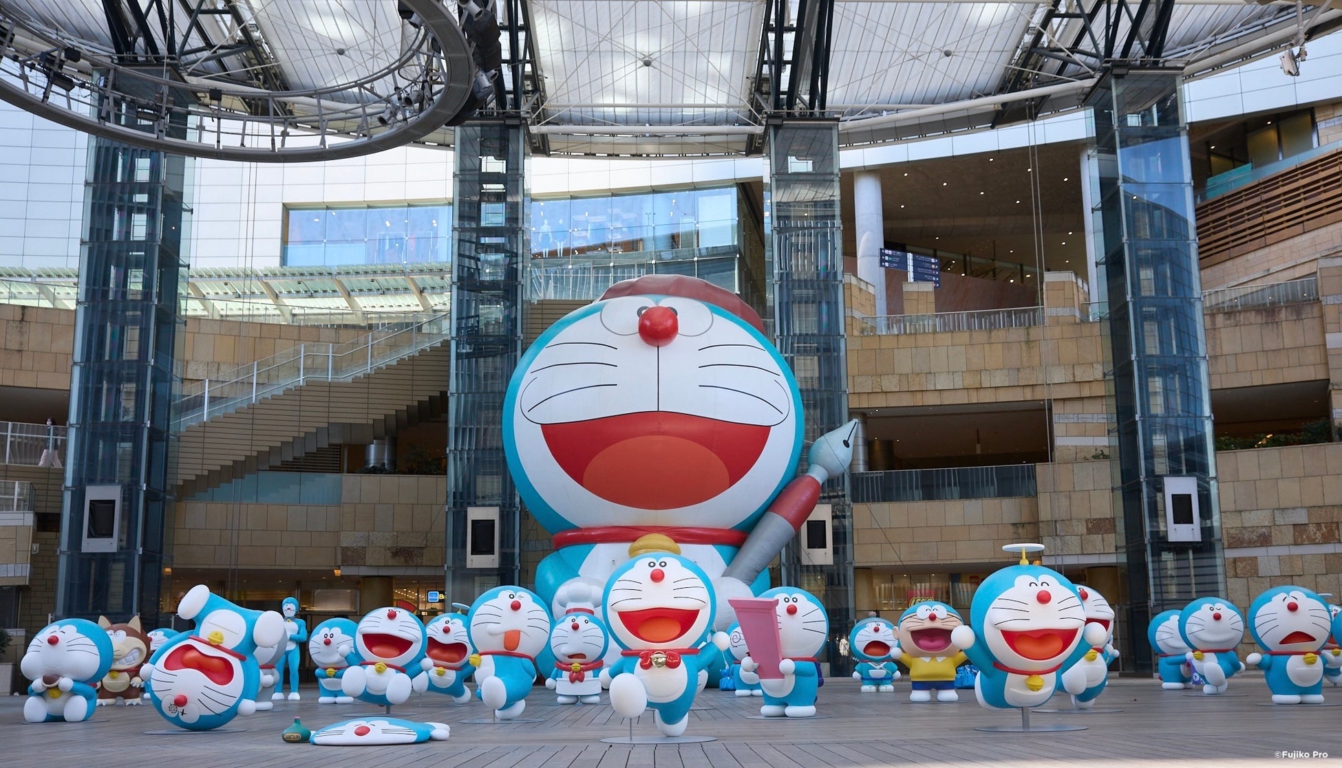 渋谷と六本木の街が圧巻のスケールで“ドラえもん”一色に！『渋谷も、六本木も、ドラえもんだらけ！』開催レポート！屋外特別企画・入場特典・スタンプラリーの詳細も解禁！