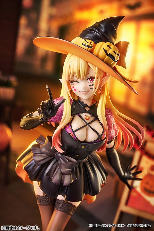 TVアニメ「その着せ替え人形は恋をする」より、ハロウィンドレス姿の「喜多川海夢」がフィギュア化。あみあみにて予約受付中。